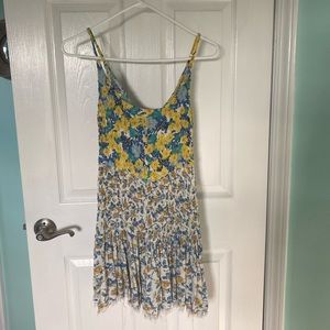 Free People floral mini tea dress. Size XS.  Gently worn twice. Gorgeous florals